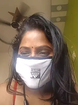 Jasmine_Januja webcam