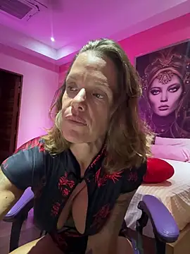 mommyselenafit_ webcam