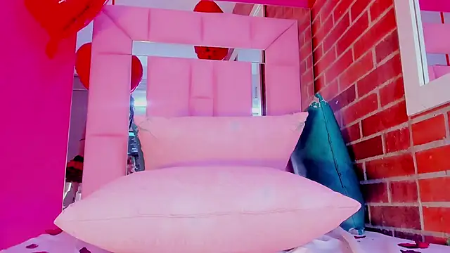 Baby_doll_XOXO webcam