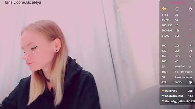 AliceNya_cute webcam