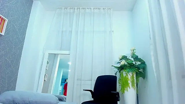 ViictoriiaSaenz webcam