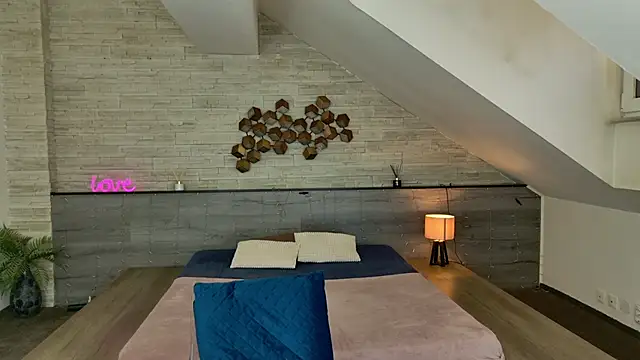 hornyb33_ - Hornyb33_'s free webcam - UK Sex Cams