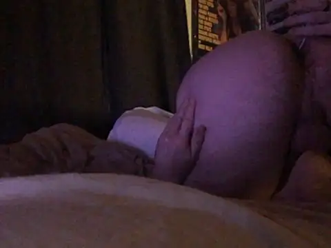 Thickwhitetight webcam