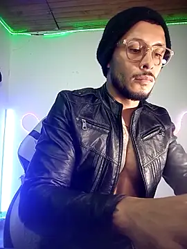 sebastian_horny webcam