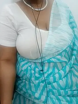 Tamil_aishu09 webcam