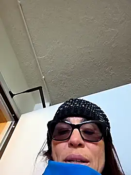 sexy7883 Live Webcam on Stripchat