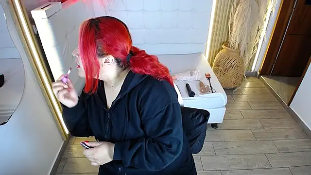 Bruja__Scarlata webcam