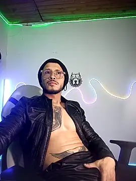 sebastian_horny webcam