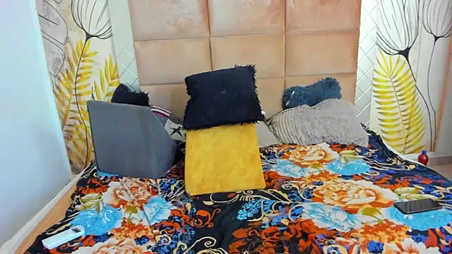 bigblackhotx1 webcam