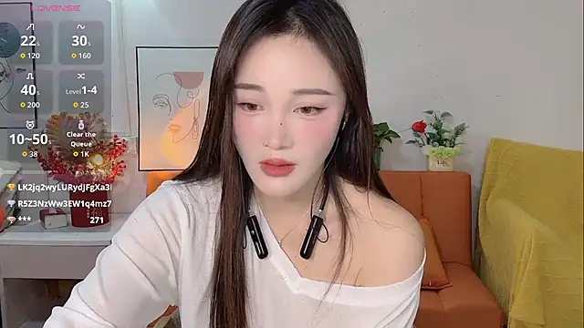Lisa-295188 webcam