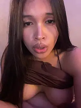 PrettyYoungHugeCockTS webcam
