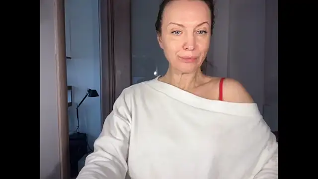 RachellAmazing webcam