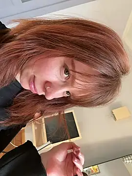 Webcam Model (Oopsfoxy)  is live.Free join now!