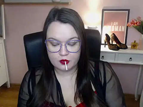 HollyDanceSoul webcam