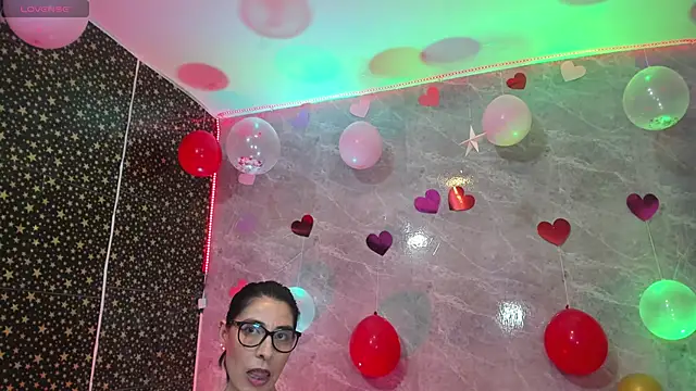 adellelennoxx webcam