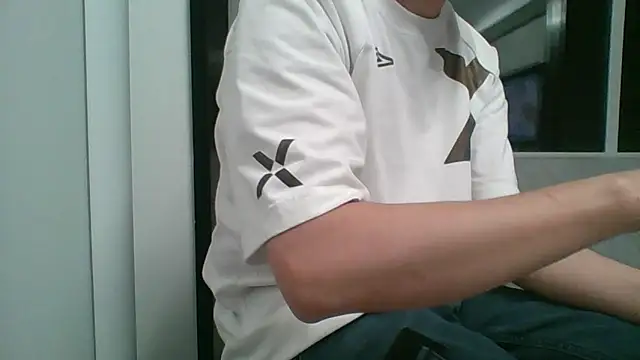 nole_china7 (Ask my age) - 新年快乐 Happy New Year