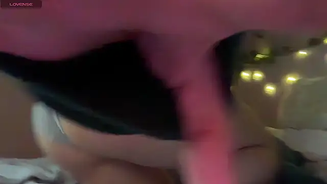 Anisawithlove webcam