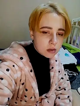 Gussie_Bridie webcam