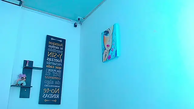 CHLOE_THUNDERS webcam