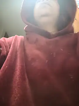 Scarlet_curly8a webcam