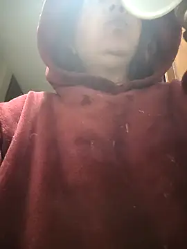 Scarlet_curly8a webcam