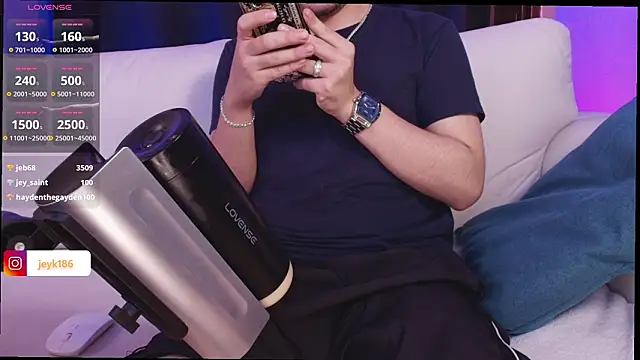 Guccy_Boy_Club webcam