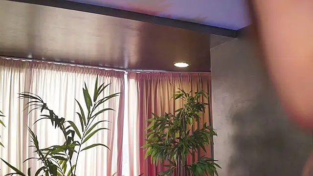 HotBustyBabeX webcam