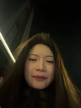 美女niannian6373在线直播