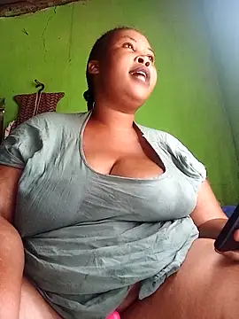 Webcam Model (OCEANSQUITERXXX)  is live.Free join now!