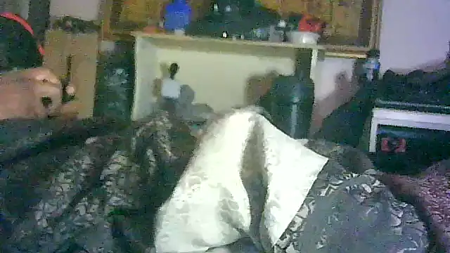 ON3YOULLN3VER_FIR3 webcam