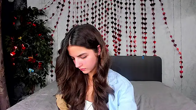 Milana_Crystal_ webcam