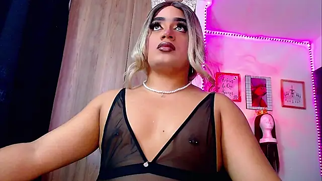 Amber_bigdick22 webcam