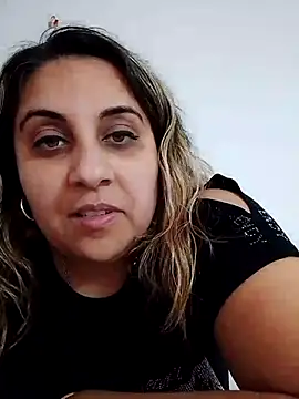 AntoAntonianna webcam