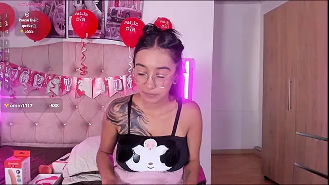 liittle__baby webcam