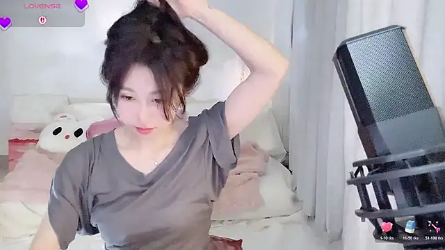 美女Fayebae_11在线直播