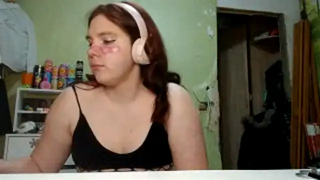 VannessaDillenbeck webcam