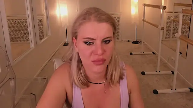 Real_Kindness webcam