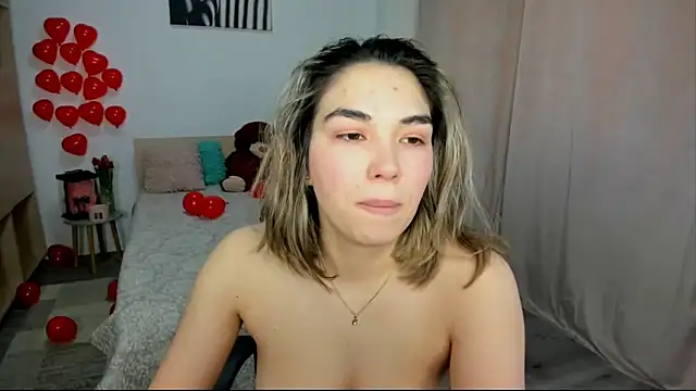 AlexaJuly webcam