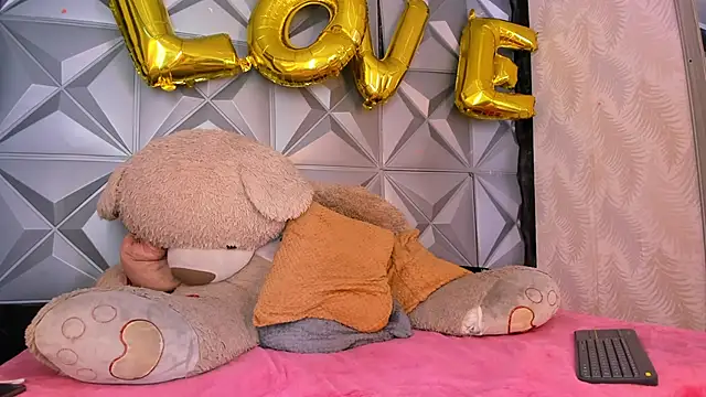 DannaAndSofi1 webcam