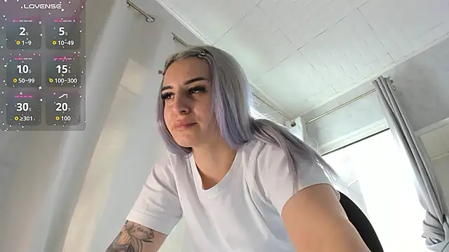 Ella_Vee webcam
