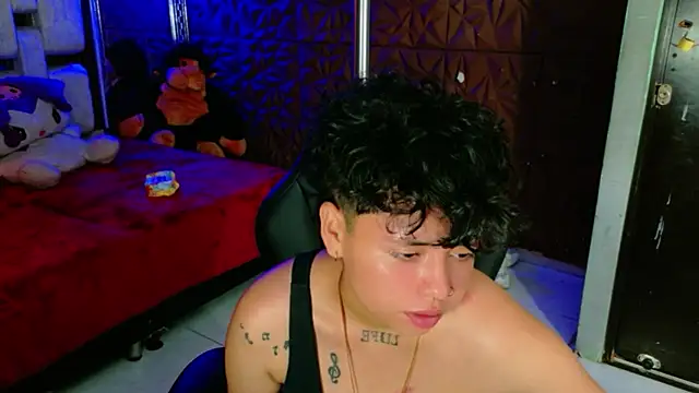 lunabustygirl webcam