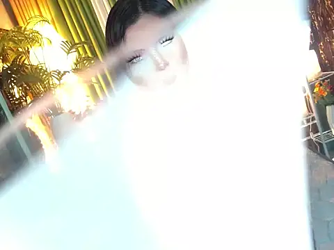 Queen_kendalx19 webcam