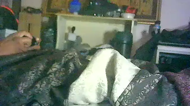 ON3YOULLN3VER_FIR3 webcam