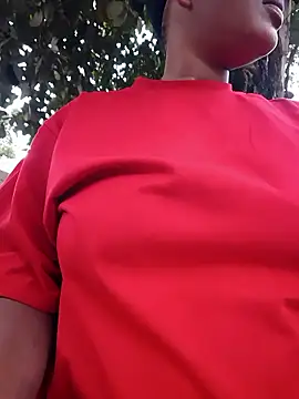 Broan_me Live Webcam on Stripchat