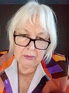 alexia64231 - Alexia64231's free webcam - UK Sex Cams