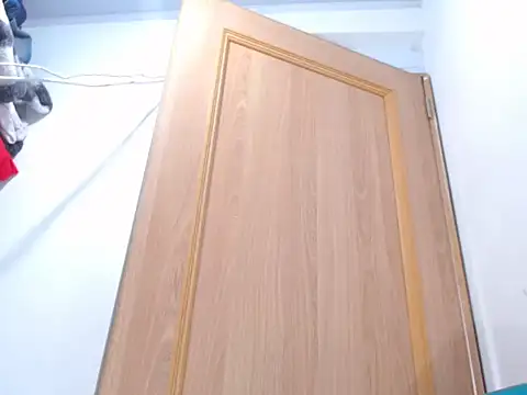 WhorePISSsquirt webcam