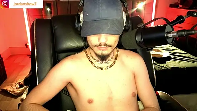 JordanShow webcam