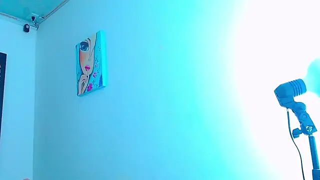 CHLOE_THUNDERS webcam