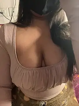 mysterious_Divya webcam