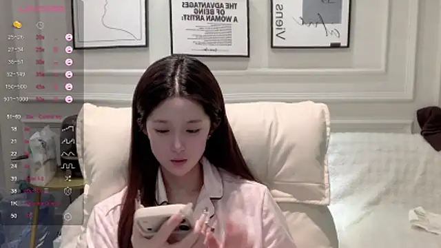 美女UU-1314在线直播